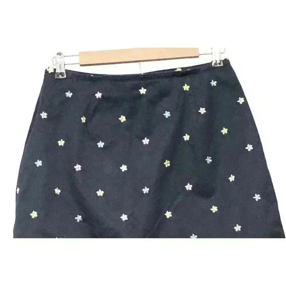 High Waisted A-Line Below Knee Skirt Size 10 Navy Multicolor Embroidered Floral - Picture 9 of 12